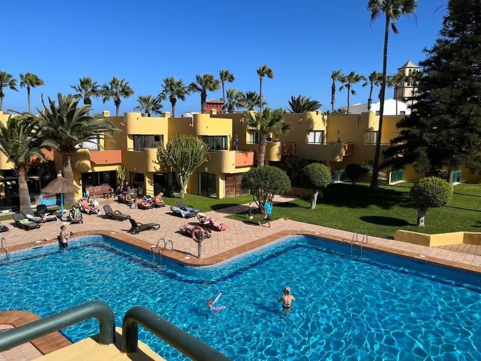 Atlantic Garden Andrew Apartments Pool Air Conditioning Коралео Екстериор снимка